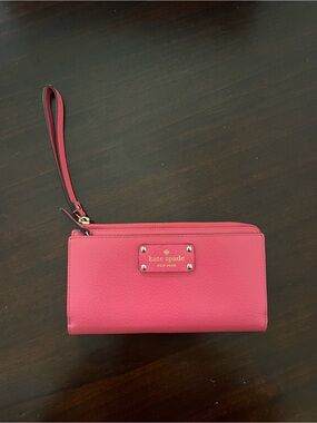 Kate Spade Pink Wristlet